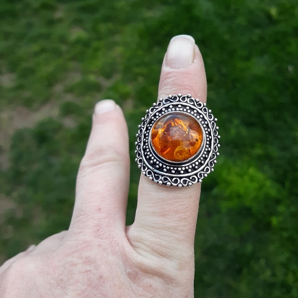 New Amber 925 Silver Ring. - Picture 2 of 7